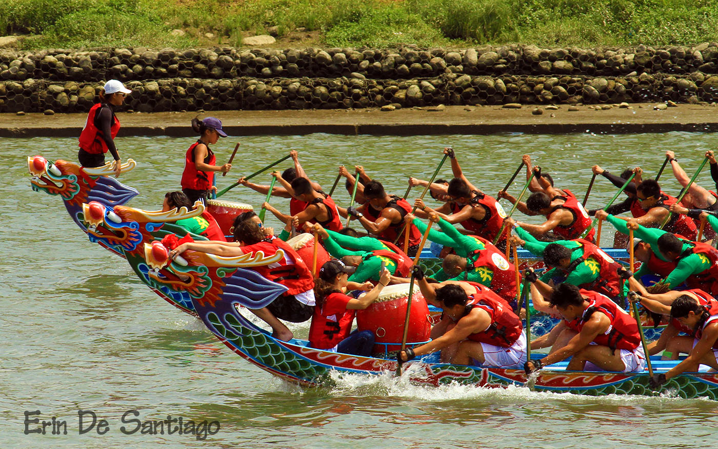 Photo of the Day: 2011 Dragon Boat Festival Races in Taipei.